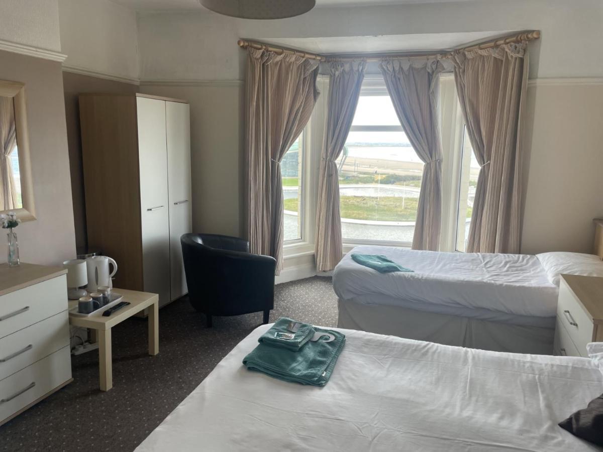 The Waterside * Redcar